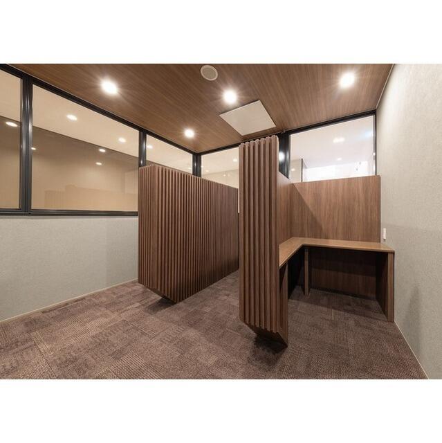 エントランス　コワーキングスペース