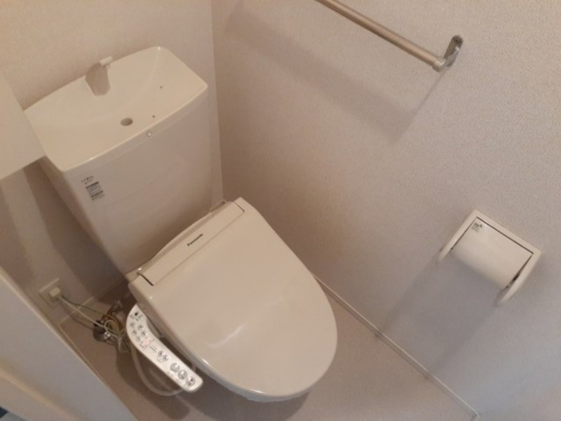 トイレ　図面と現状に相違がある場合には現状を優先