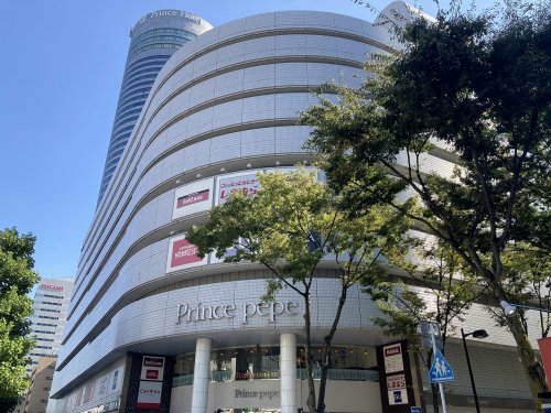 ショッピングセンター　新横浜プリンスペペ（ショッピングセンター）まで426m