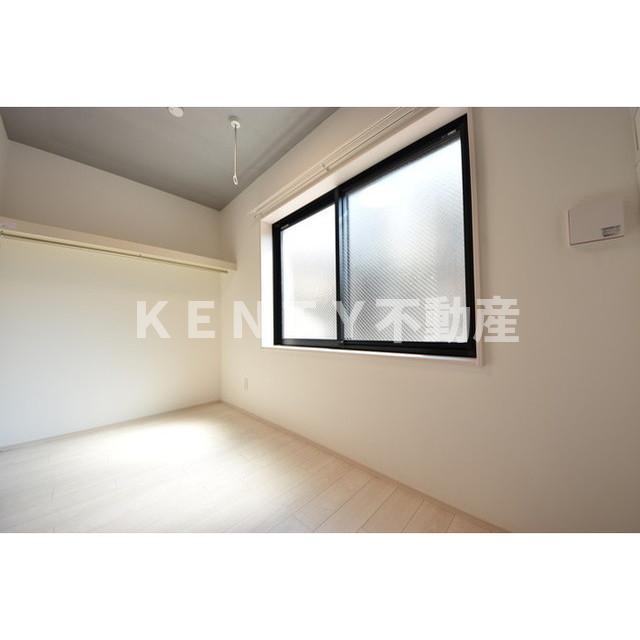 その他部屋・スペース　使い勝手のいい寝室です