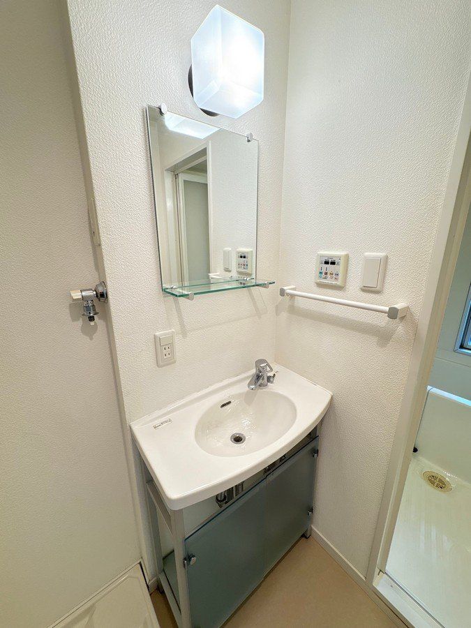 洗面設備　※代表タイプの写真のため実際と異なる場合がございます