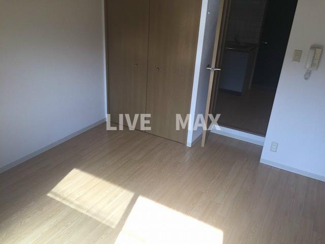 居室・リビング　※別部屋のお写真になります