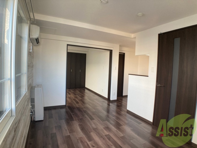 居室・リビング　広くてキレイなお部屋が広がっていて、充実した生活が送れそう。