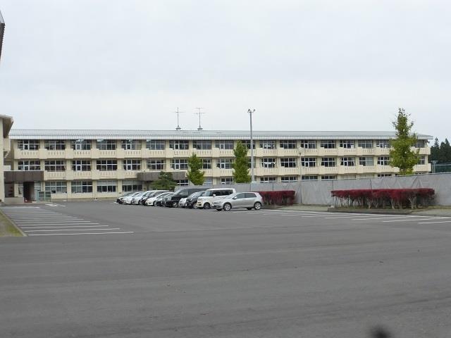 中学校　七戸中学校（中学校）まで3100m