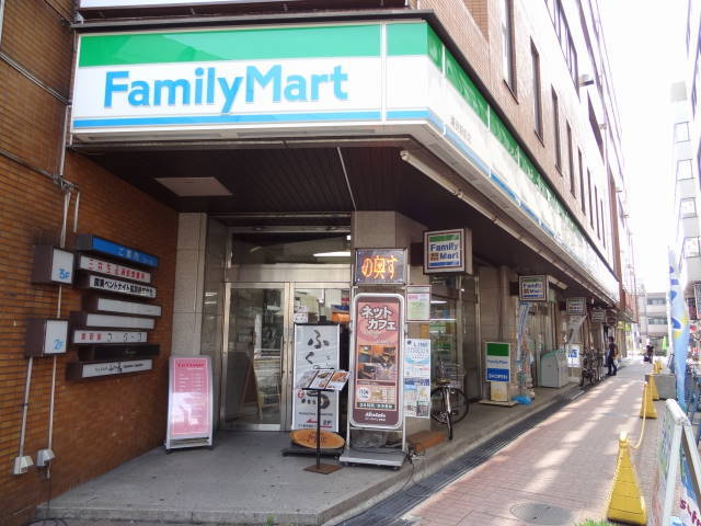 コンビニ　ファミリーマート浦安駅前店（コンビニ）まで208m