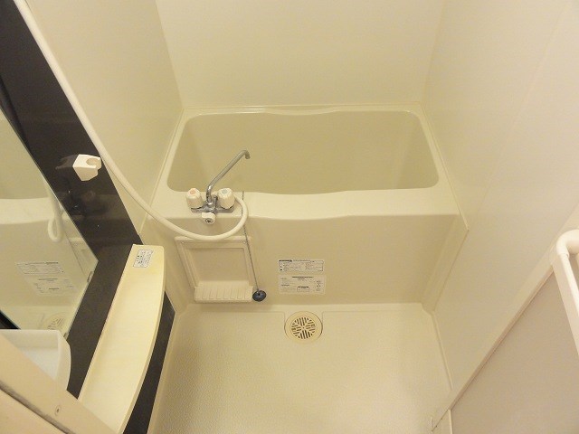 バス・シャワールーム　同物件別部屋