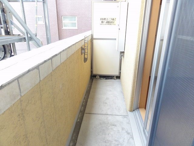 バルコニー　同物件別部屋