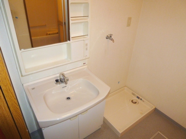 洗面設備　洗面化粧台付きです☆