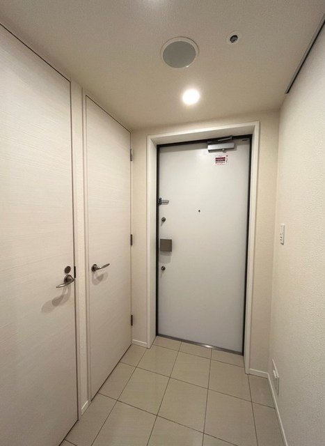 玄関　※写真は同タイプ住戸です。