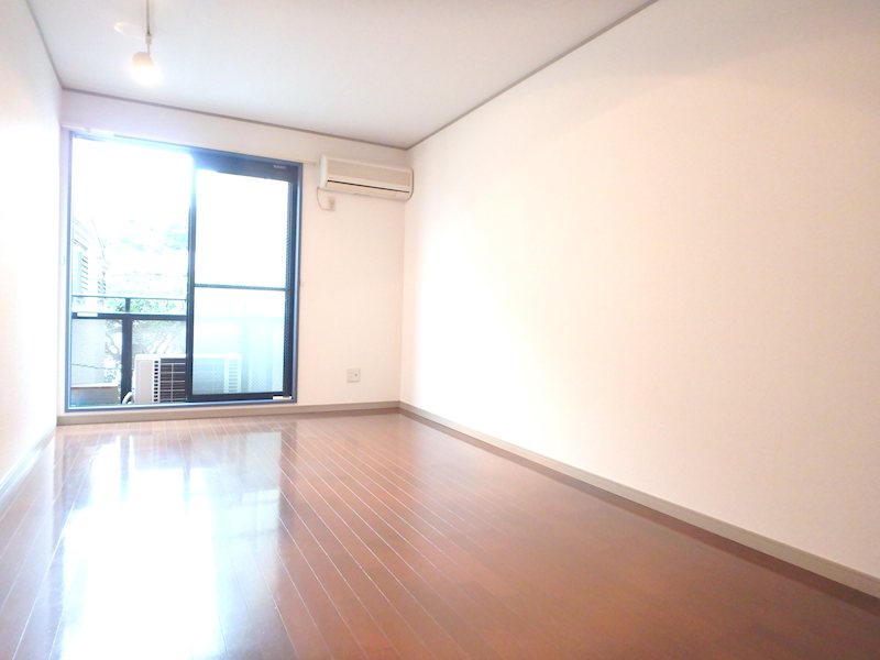 居室・リビング　洋室7.5帖あり広めの空間