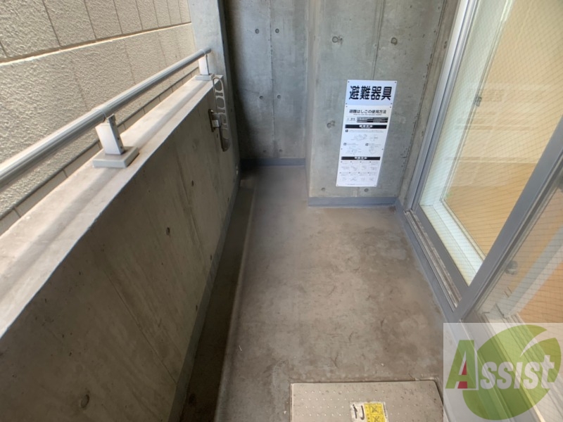 バルコニー　バルコニーです。洗濯物を干したり一息ついたりできますね！