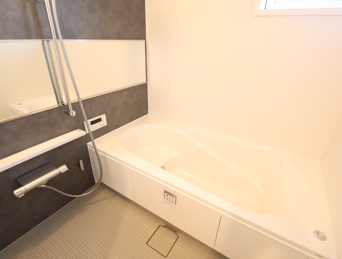 バス・シャワールーム　【アクシス】