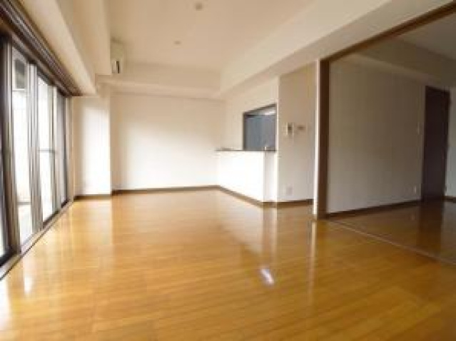 居室・リビング　※別部屋参考写真