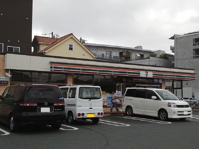 コンビニ　セブンイレブン浜松船越町店（コンビニ）まで290m