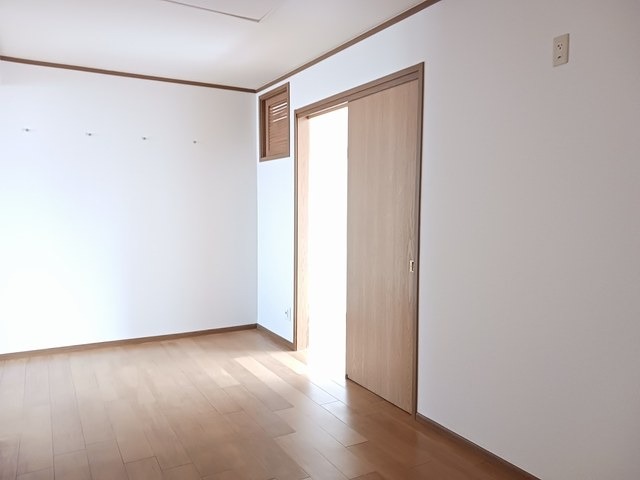 居室・リビング　図面と現状に相違がある場合には現状を優先