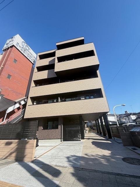 建物外観　鉄骨造マンション♪