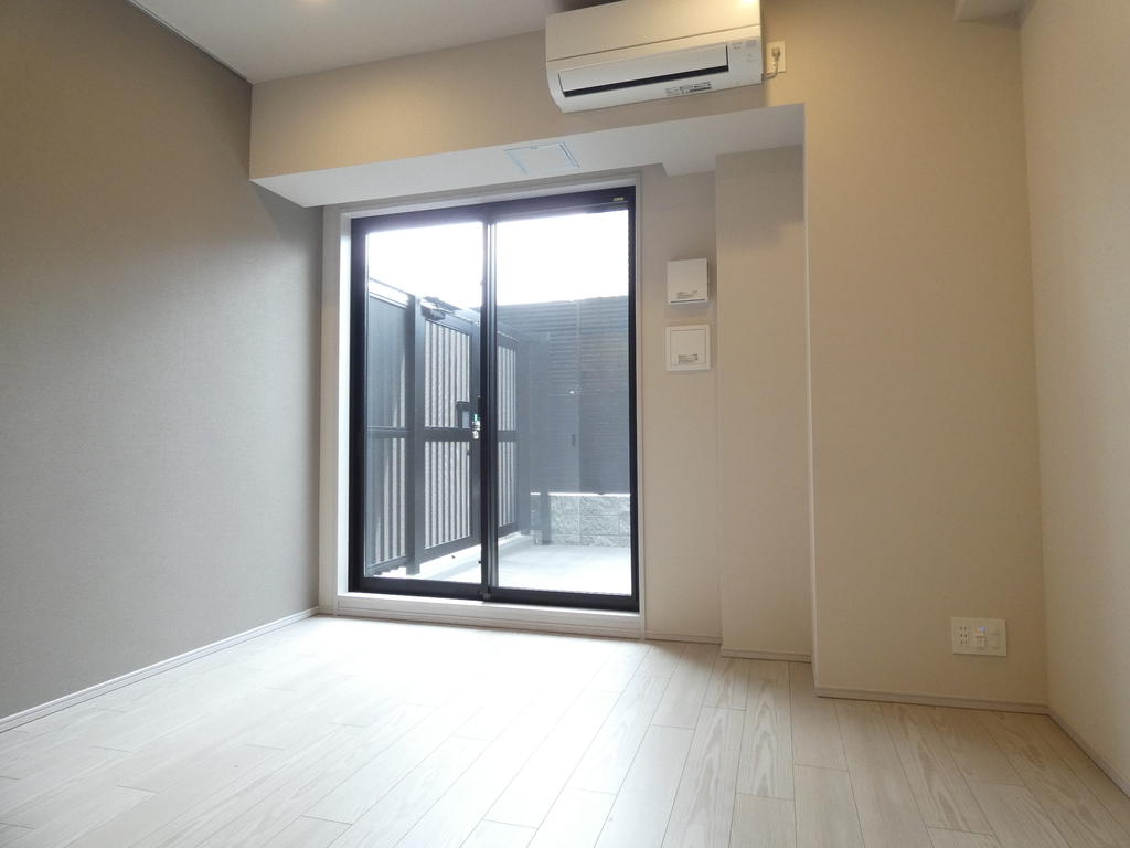 居室・リビング　内観