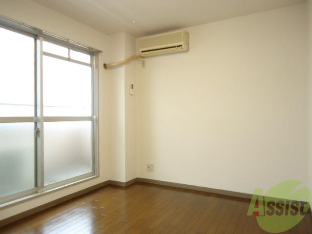 居室・リビング　何も譲れない、欲しいものを手にする意志ある暮らしを