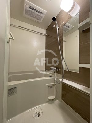 バス・シャワールーム　リヴェント難波ウエスト　浴室