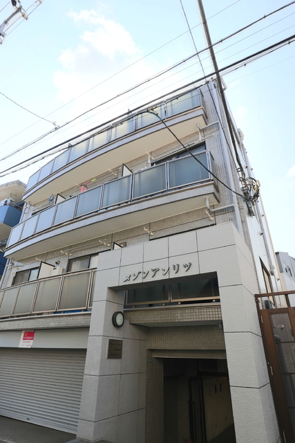 建物外観　◆ＲＣ３階建てオートロック付きマンション◆