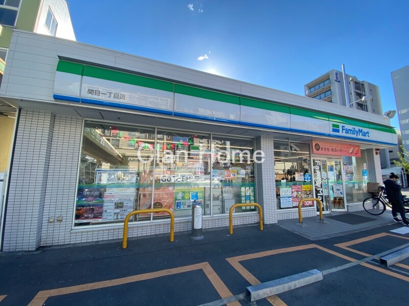 コンビニ　ファミリーマート大阪関目一丁目店（コンビニ）まで127m