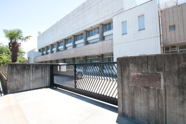 中学校　名古屋市立高杉中学校（中学校）まで1500m
