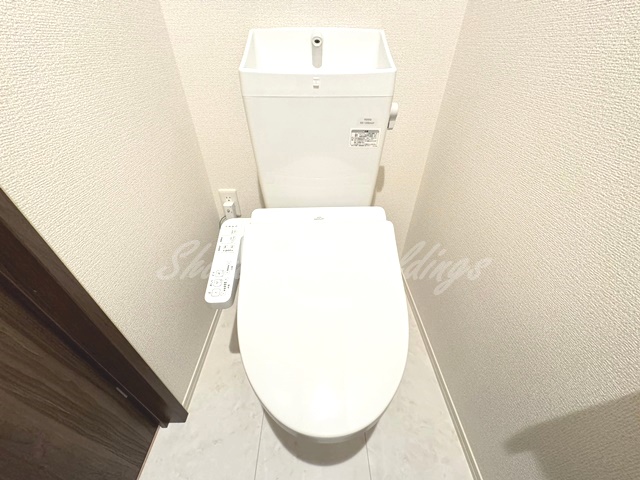トイレ　清潔感のあるトイレです