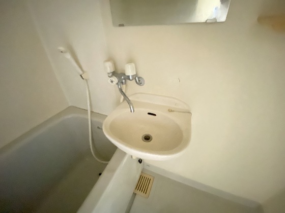 洗面設備　※別部屋の写真です