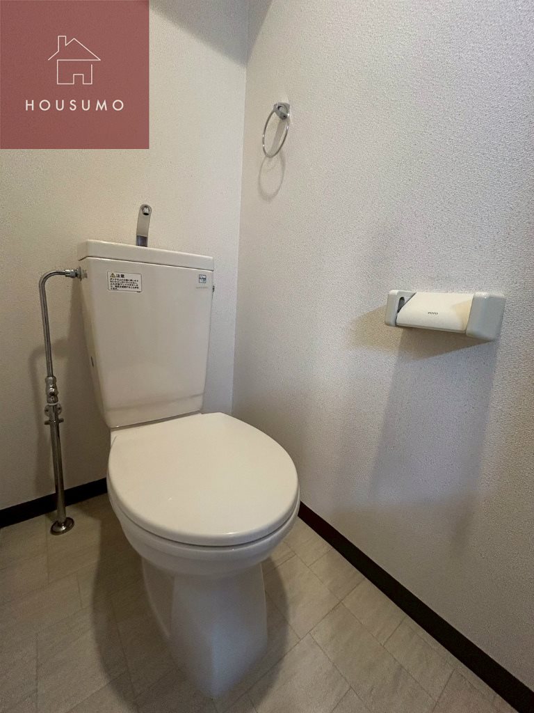 トイレ　清潔感のあるトイレです