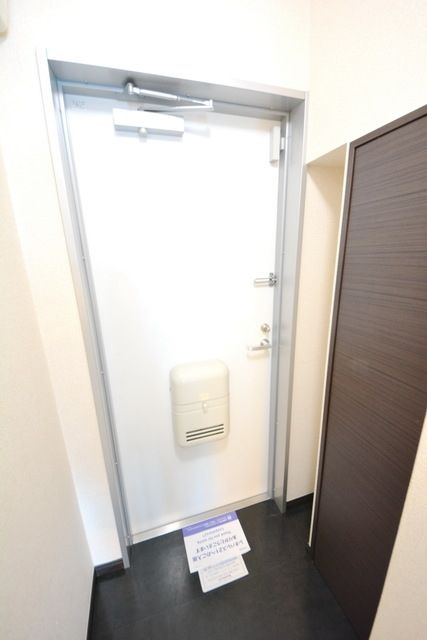 玄関　玄関