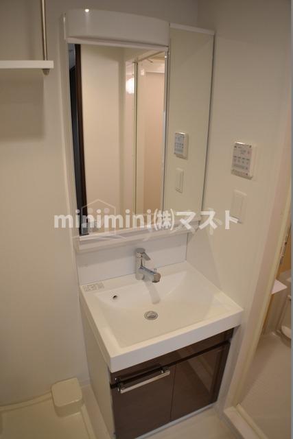 洗面設備　同マンション参考写真