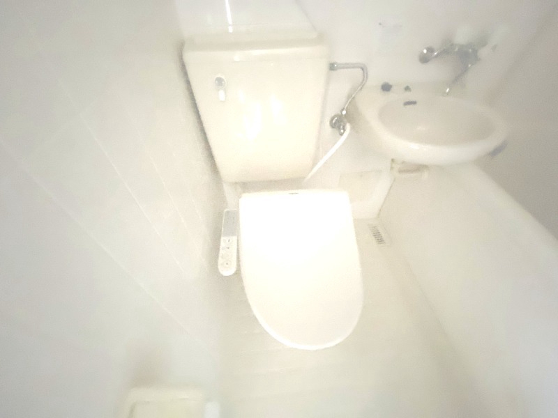 トイレ　浴槽が広いです