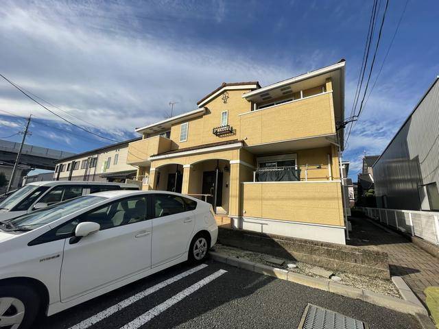 建物外観　南向きの建物です。