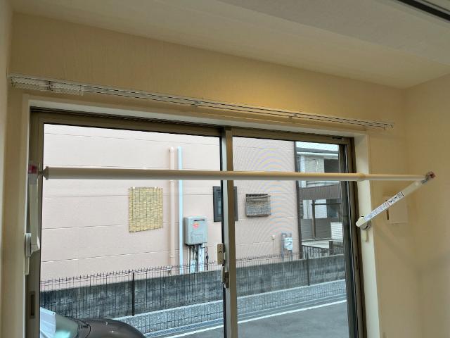 その他設備　室内物干し