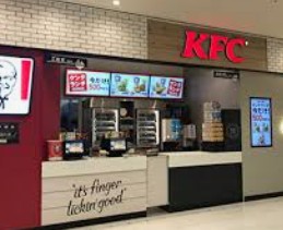 飲食店　ケンタッキーフライドチキンヨークフーズ新宿富久店（飲食店）まで222m