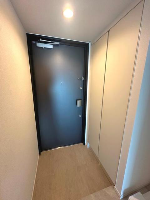 玄関　※写真は同タイプ住戸です。