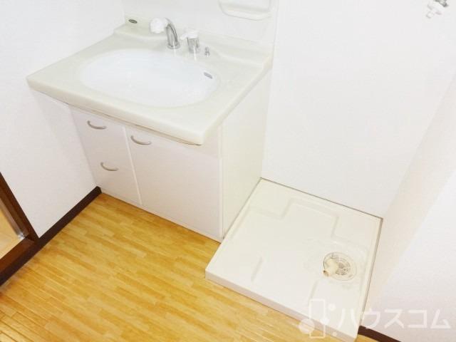 洗面設備　シャンプードレッサー付きです！！