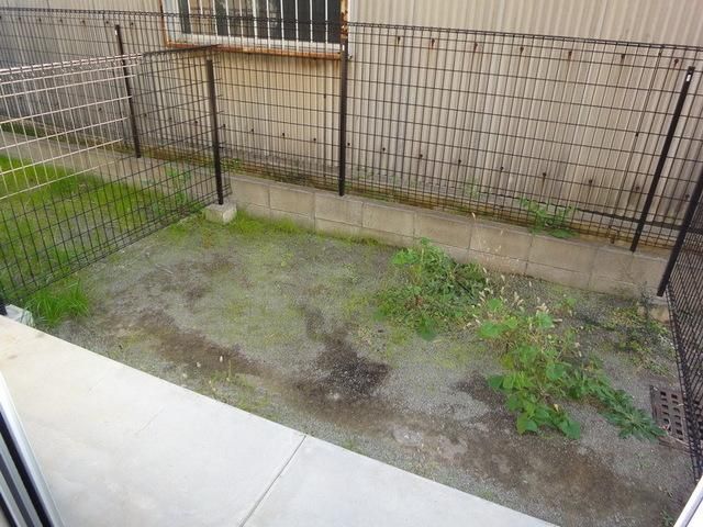 眺望　専用庭でガーデンニングできます