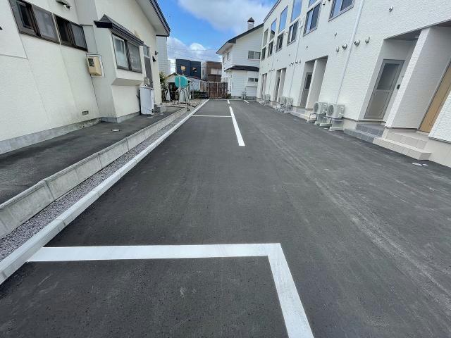 駐車場　駐車場