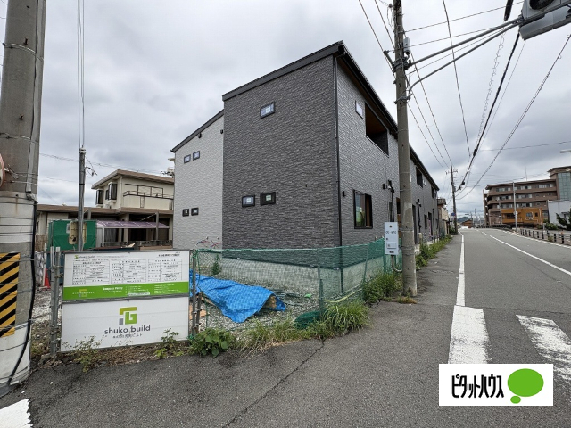 ロビー　建築中