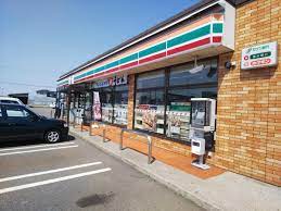 コンビニ　セブンイレブン燕南7丁目店（コンビニ）まで624m