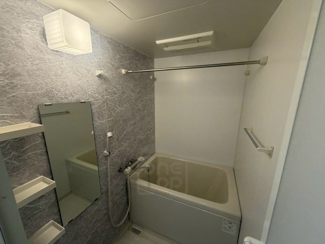 S-RESIDENCE新大阪WESTの風呂写真