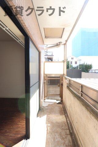 バルコニー　落ち着いた時間を過ごせるバルコニーです