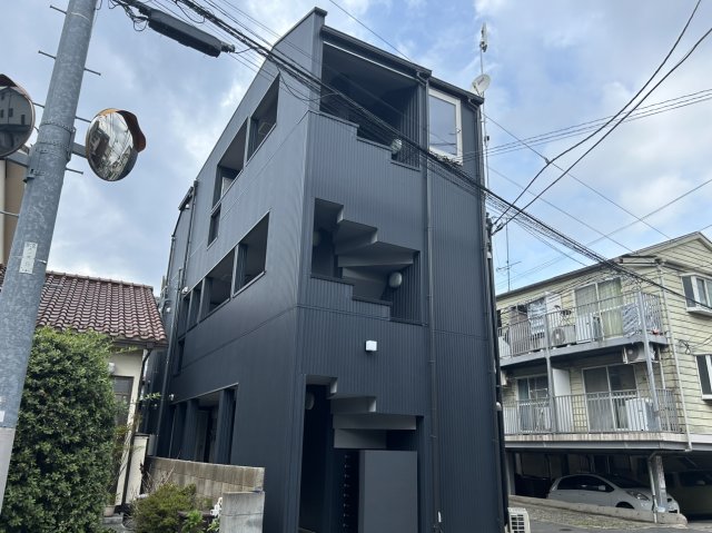 京王井の頭線 下北沢駅 徒歩12分 築3年