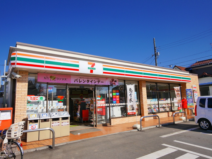 コンビニ　セブンイレブン（コンビニ）まで440m