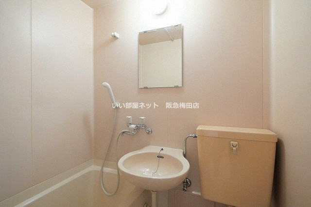 洗面設備　※反転タイプになります。 画像と現状が異なる場合は現状優先と