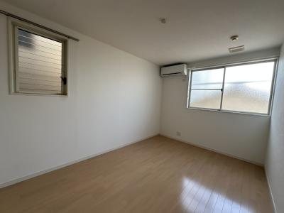 居室・リビング　別部屋参考写真