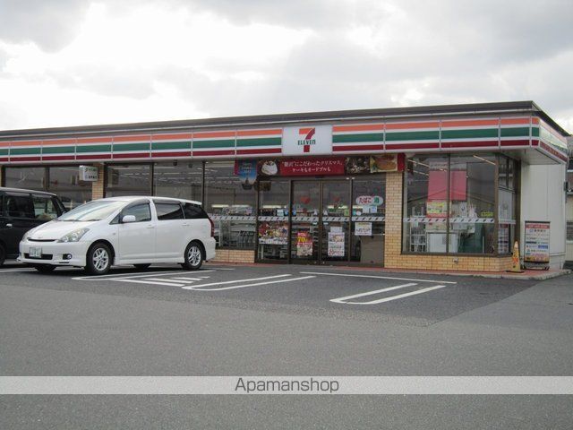 コンビニ　セブンイレブン滋賀蒲生市子松井（コンビニ）まで1370m