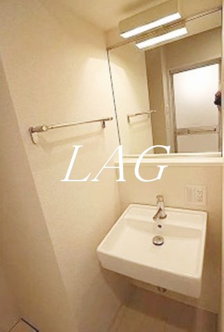 洗面設備　洗面台です。