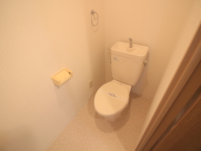 コアロード千里のトイレ写真